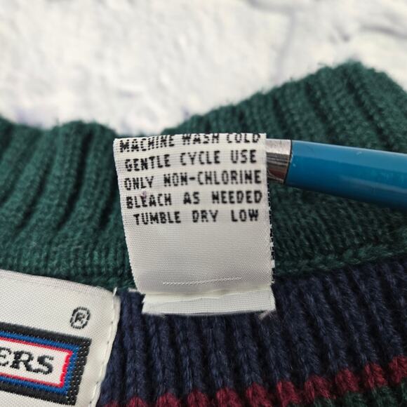 Vintage Gulf Traders Men's Sweater Red Cable Vneck Varsity Ribbed Trim Medium - Picture 5 of 12